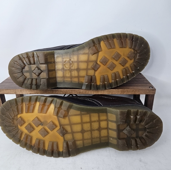 Dr. Martens Brown Oxfords with Classic Round Toe and Thick Soles - Picture 4 of 8